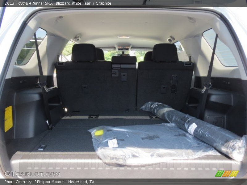 Blizzard White Pearl / Graphite 2013 Toyota 4Runner SR5
