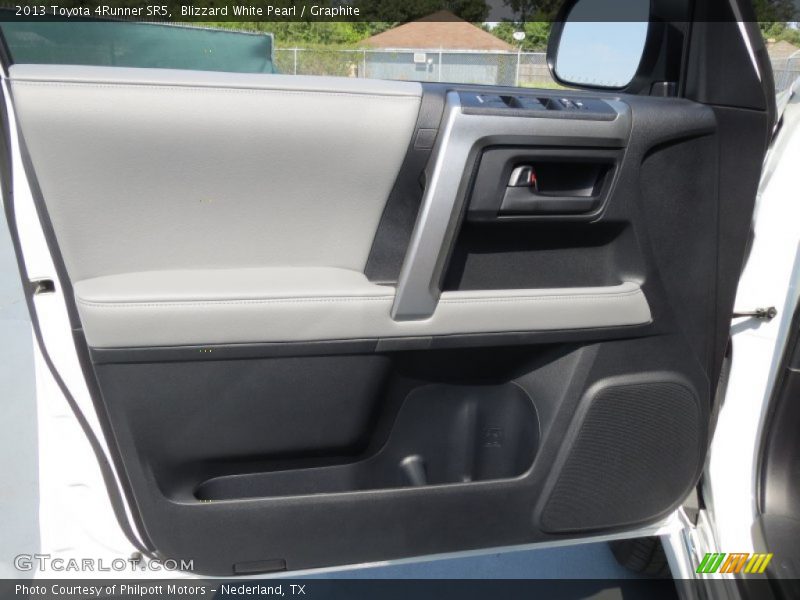 Blizzard White Pearl / Graphite 2013 Toyota 4Runner SR5