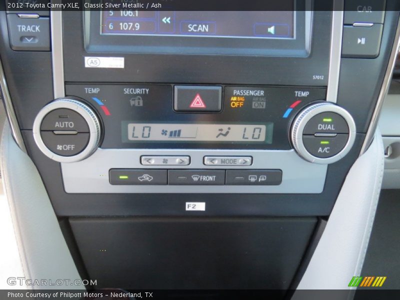 Classic Silver Metallic / Ash 2012 Toyota Camry XLE