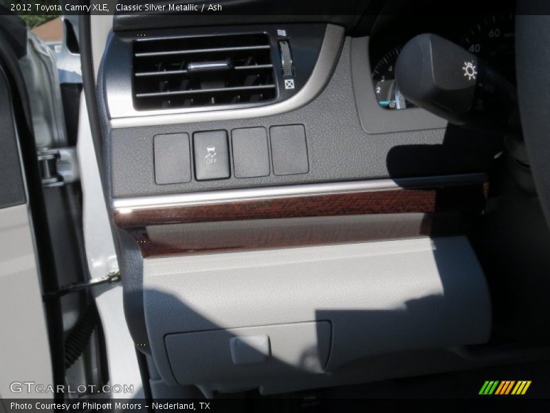 Classic Silver Metallic / Ash 2012 Toyota Camry XLE