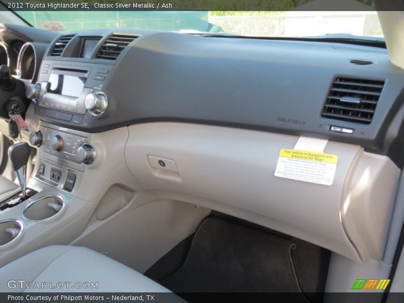 Classic Silver Metallic / Ash 2012 Toyota Highlander SE