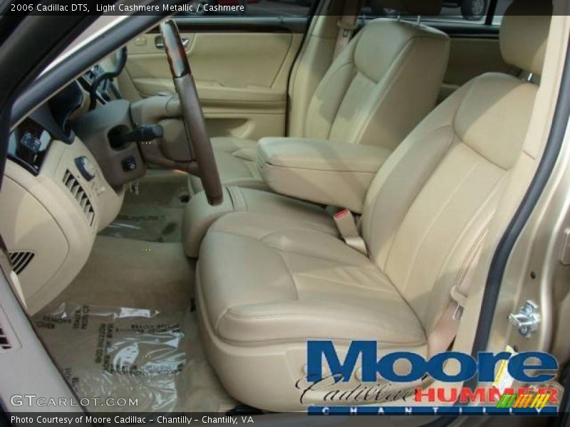 Light Cashmere Metallic / Cashmere 2006 Cadillac DTS