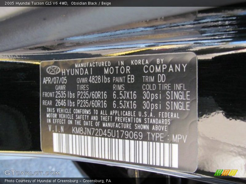 Obsidian Black / Beige 2005 Hyundai Tucson GLS V6 4WD