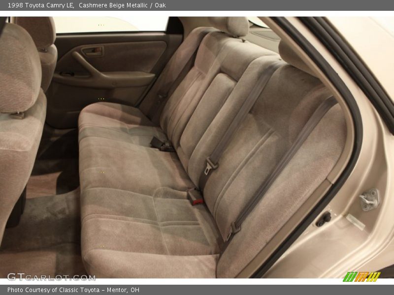 Cashmere Beige Metallic / Oak 1998 Toyota Camry LE