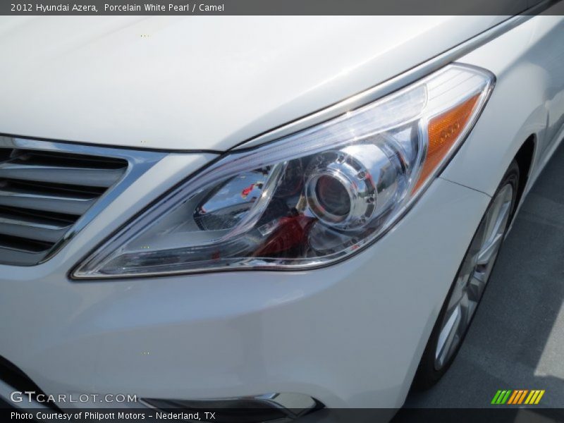 Porcelain White Pearl / Camel 2012 Hyundai Azera