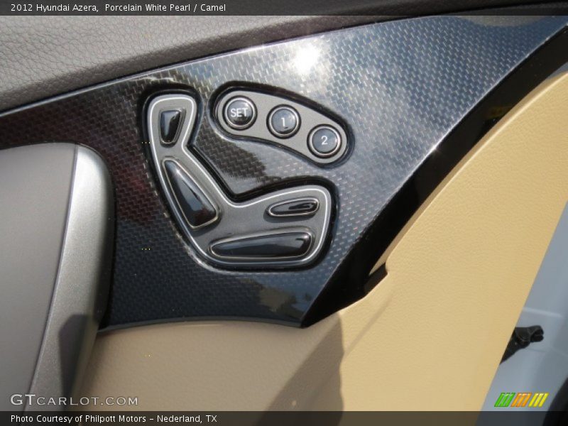 Porcelain White Pearl / Camel 2012 Hyundai Azera