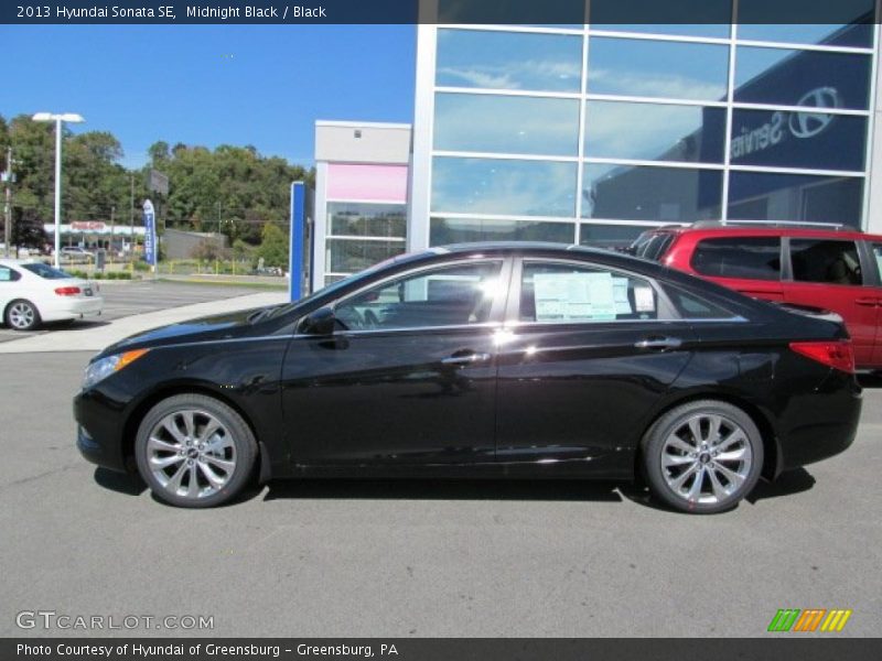 Midnight Black / Black 2013 Hyundai Sonata SE