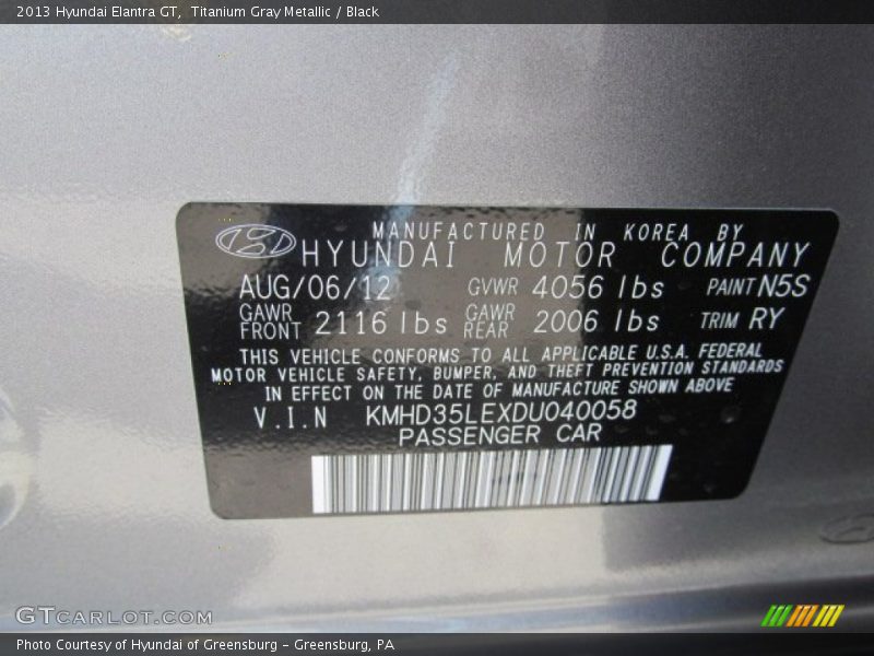 Titanium Gray Metallic / Black 2013 Hyundai Elantra GT