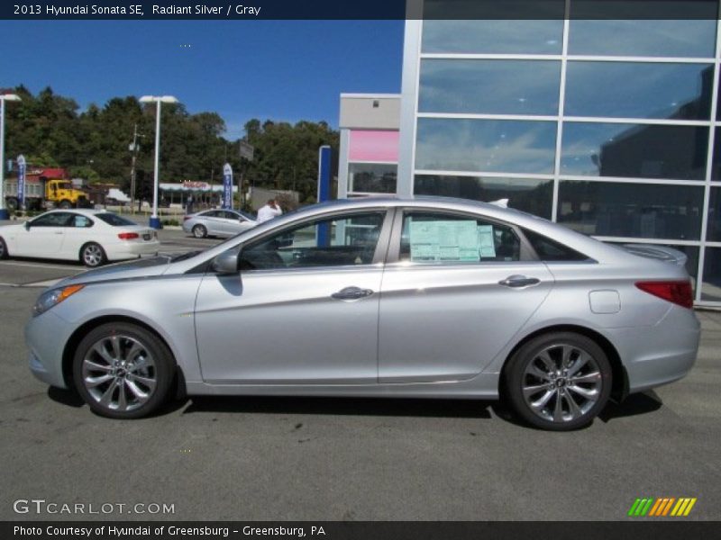 Radiant Silver / Gray 2013 Hyundai Sonata SE
