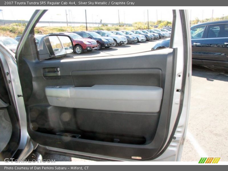 Silver Sky Metallic / Graphite Gray 2007 Toyota Tundra SR5 Regular Cab 4x4