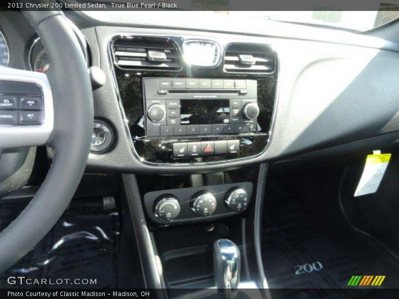 True Blue Pearl / Black 2013 Chrysler 200 Limited Sedan