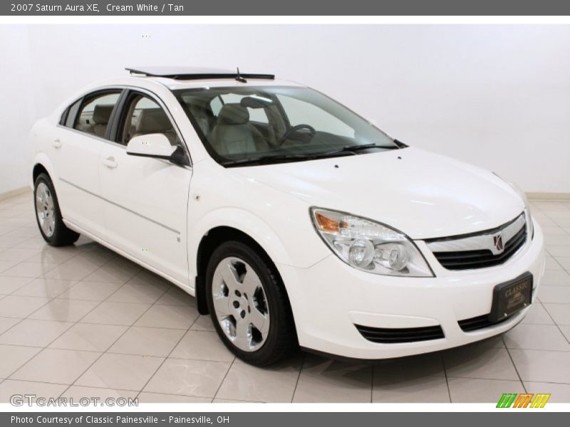 Cream White / Tan 2007 Saturn Aura XE