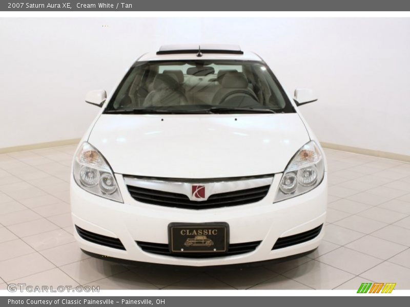 Cream White / Tan 2007 Saturn Aura XE