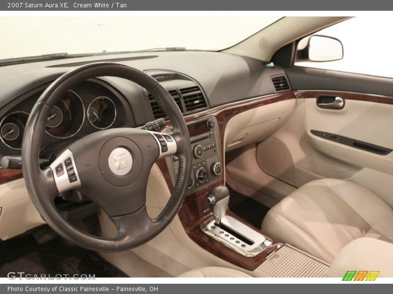 Cream White / Tan 2007 Saturn Aura XE
