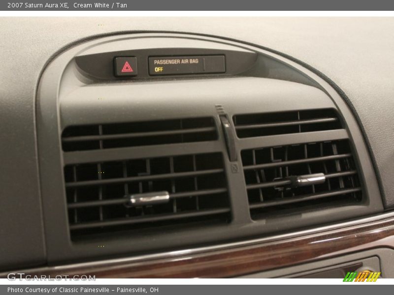 Cream White / Tan 2007 Saturn Aura XE