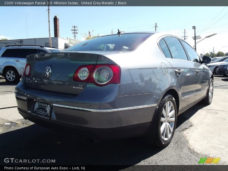 United Grey Metallic / Black 2006 Volkswagen Passat 3.6 4Motion Sedan