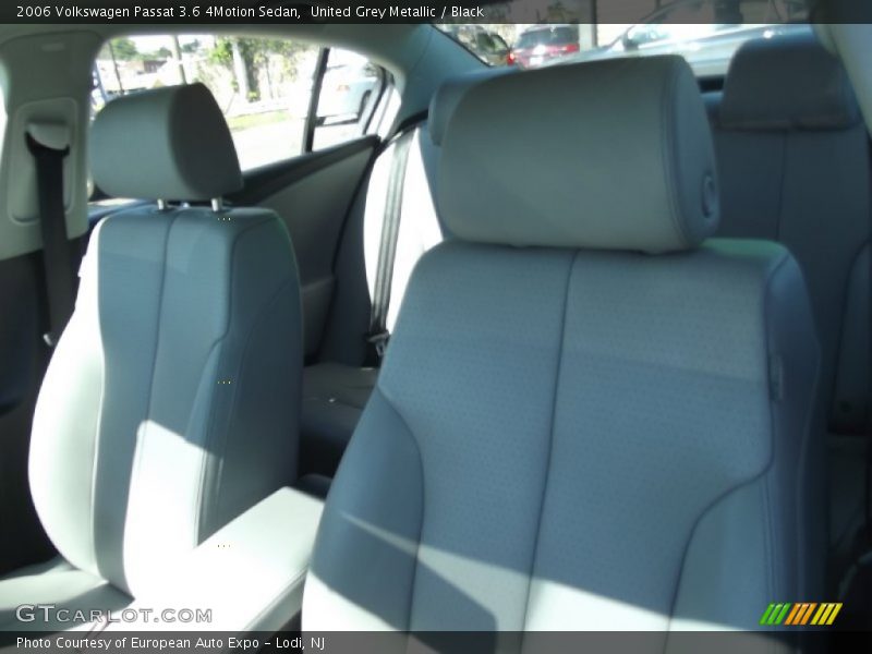 United Grey Metallic / Black 2006 Volkswagen Passat 3.6 4Motion Sedan