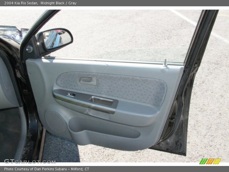 Midnight Black / Gray 2004 Kia Rio Sedan