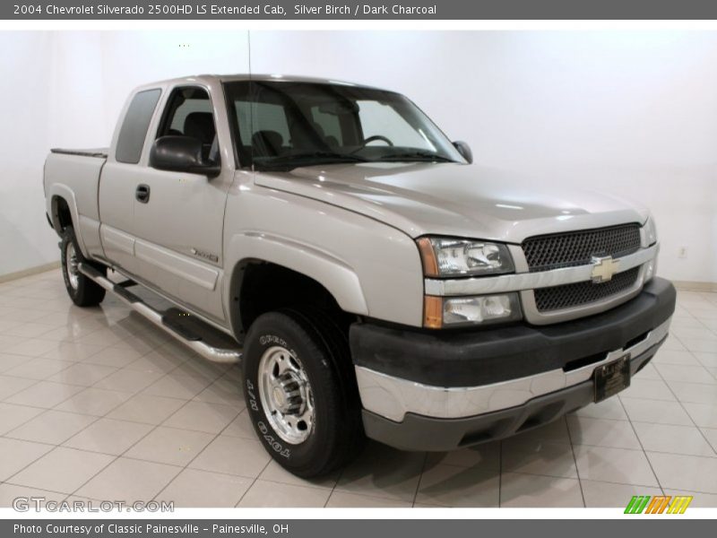 Silver Birch / Dark Charcoal 2004 Chevrolet Silverado 2500HD LS Extended Cab