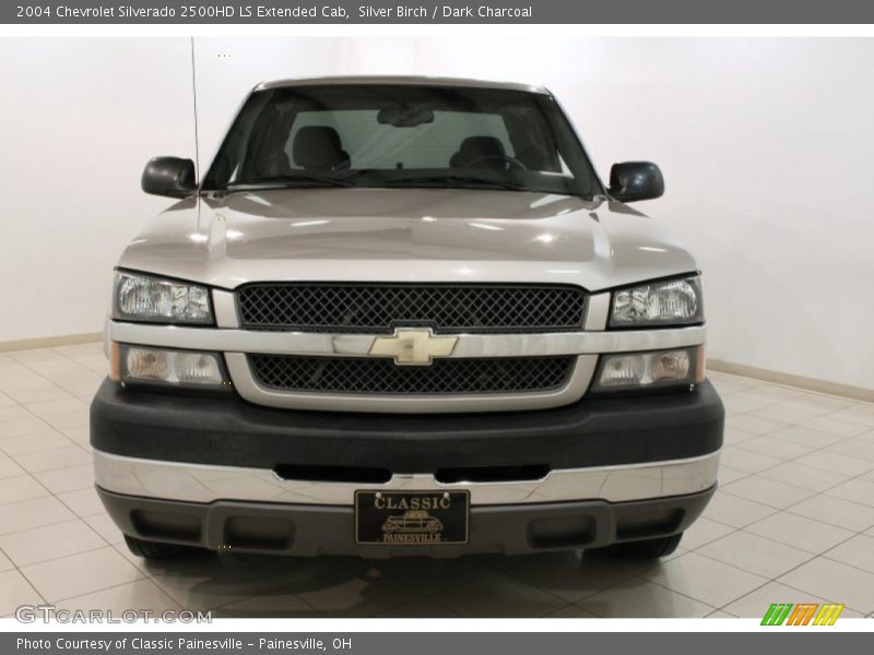 Silver Birch / Dark Charcoal 2004 Chevrolet Silverado 2500HD LS Extended Cab
