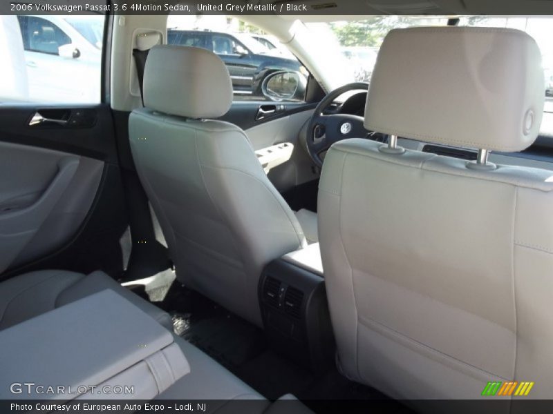 United Grey Metallic / Black 2006 Volkswagen Passat 3.6 4Motion Sedan
