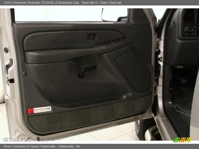Silver Birch / Dark Charcoal 2004 Chevrolet Silverado 2500HD LS Extended Cab