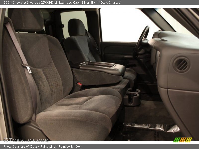 Silver Birch / Dark Charcoal 2004 Chevrolet Silverado 2500HD LS Extended Cab