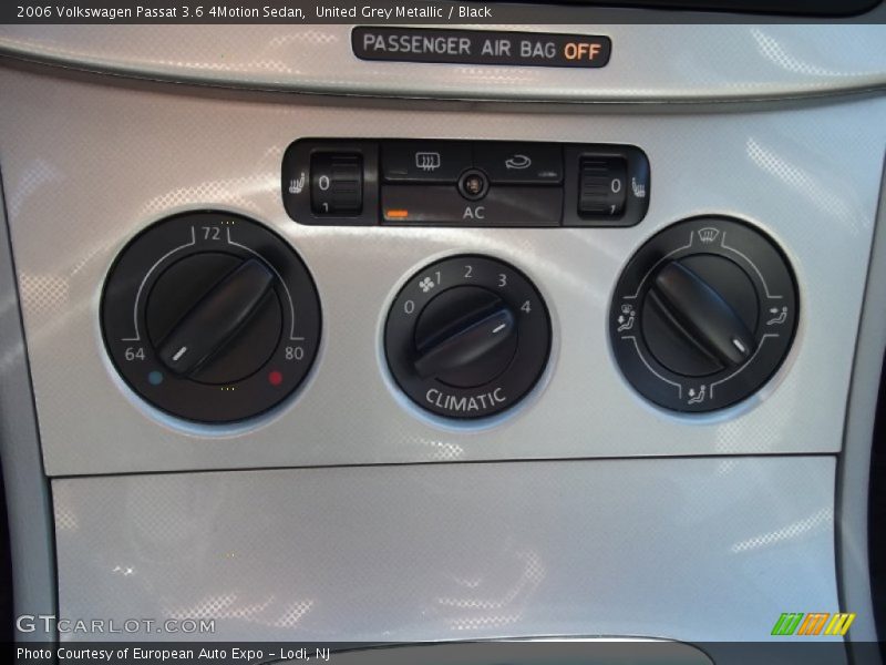 United Grey Metallic / Black 2006 Volkswagen Passat 3.6 4Motion Sedan
