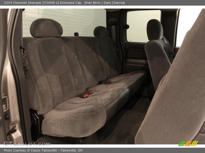 Silver Birch / Dark Charcoal 2004 Chevrolet Silverado 2500HD LS Extended Cab