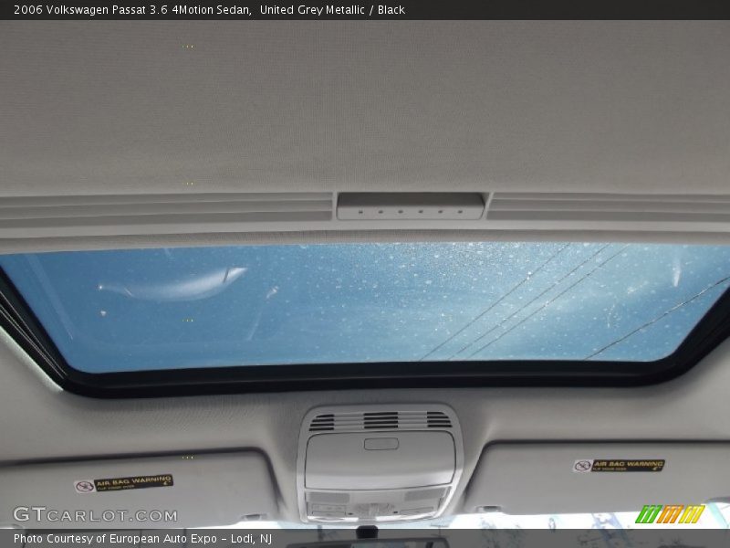 United Grey Metallic / Black 2006 Volkswagen Passat 3.6 4Motion Sedan