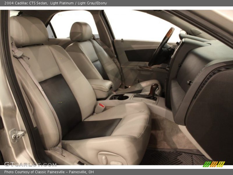 Light Platinum / Light Gray/Ebony 2004 Cadillac CTS Sedan