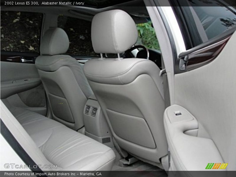 Alabaster Metallic / Ivory 2002 Lexus ES 300