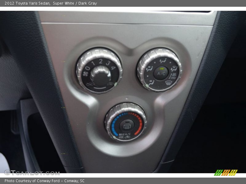 Super White / Dark Gray 2012 Toyota Yaris Sedan