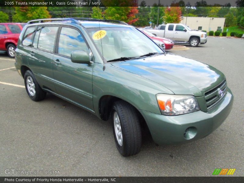 Oasis Green Pearl / Ivory 2005 Toyota Highlander I4