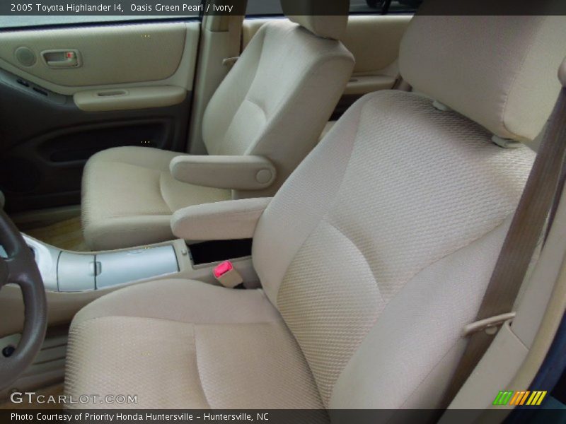 Oasis Green Pearl / Ivory 2005 Toyota Highlander I4