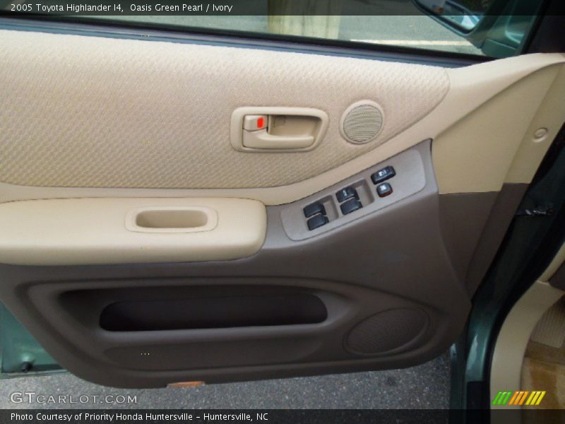 Oasis Green Pearl / Ivory 2005 Toyota Highlander I4