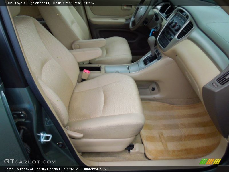 Oasis Green Pearl / Ivory 2005 Toyota Highlander I4