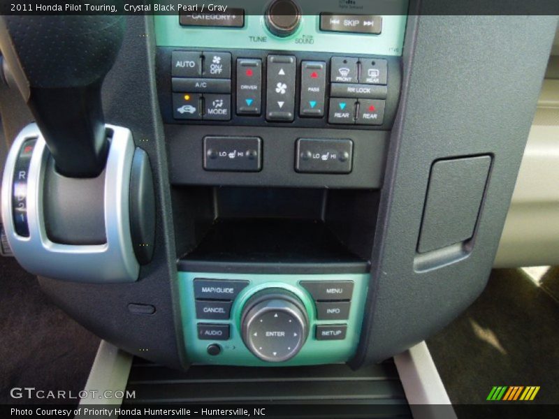 Crystal Black Pearl / Gray 2011 Honda Pilot Touring