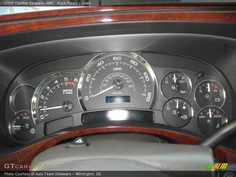 Black Raven / Shale 2005 Cadillac Escalade AWD