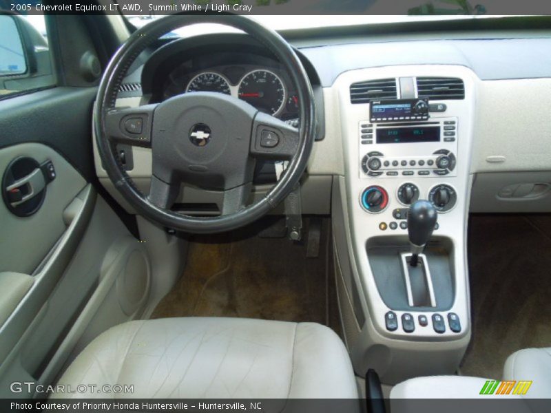 Summit White / Light Gray 2005 Chevrolet Equinox LT AWD