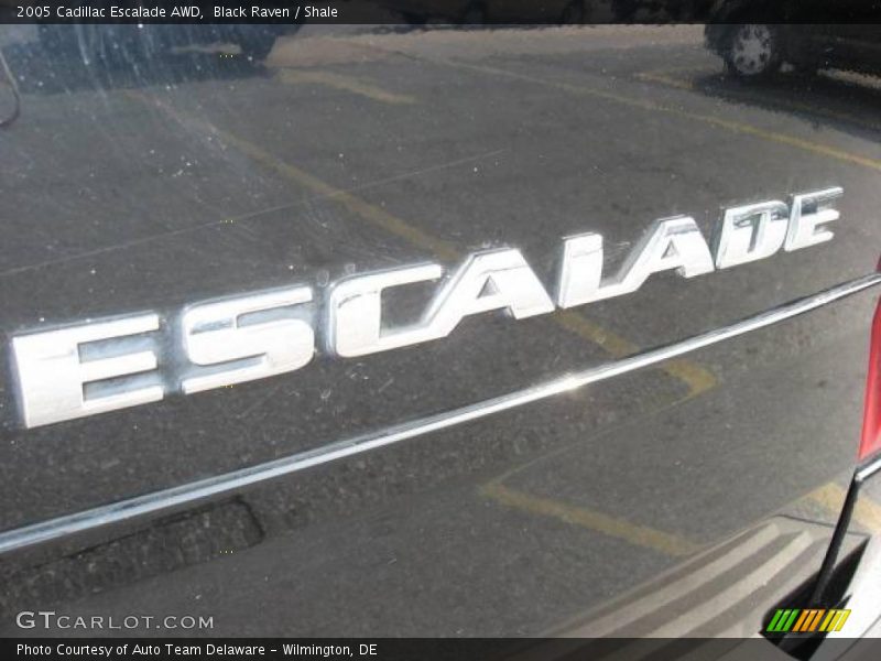 Black Raven / Shale 2005 Cadillac Escalade AWD