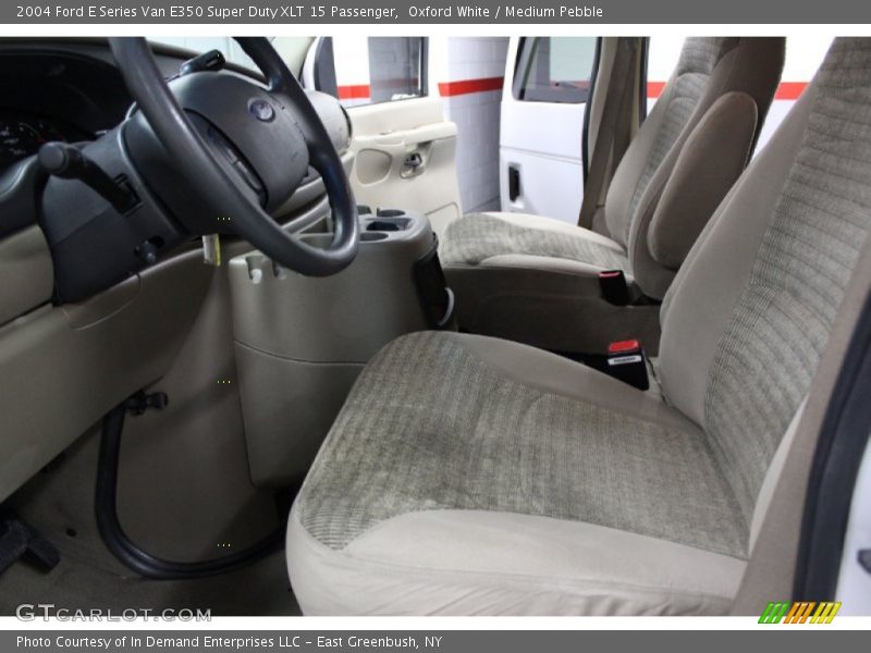 Oxford White / Medium Pebble 2004 Ford E Series Van E350 Super Duty XLT 15 Passenger