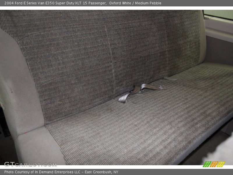 Oxford White / Medium Pebble 2004 Ford E Series Van E350 Super Duty XLT 15 Passenger