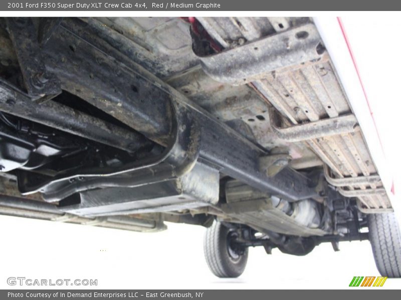 Undercarriage of 2001 F350 Super Duty XLT Crew Cab 4x4
