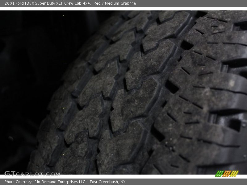 Red / Medium Graphite 2001 Ford F350 Super Duty XLT Crew Cab 4x4
