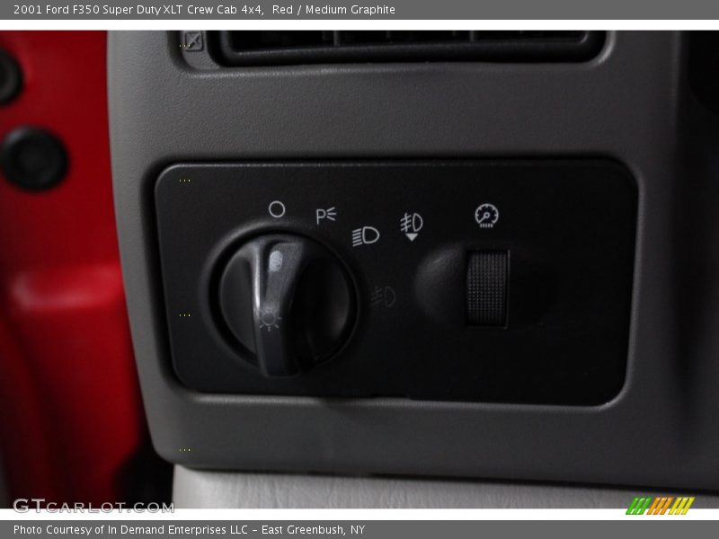 Red / Medium Graphite 2001 Ford F350 Super Duty XLT Crew Cab 4x4