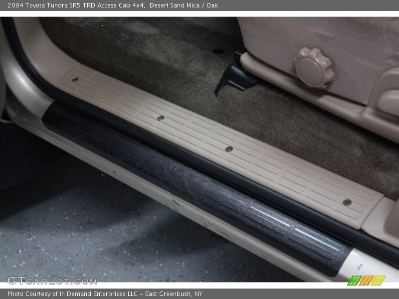 Desert Sand Mica / Oak 2004 Toyota Tundra SR5 TRD Access Cab 4x4