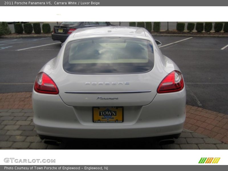 Carrara White / Luxor Beige 2011 Porsche Panamera V6