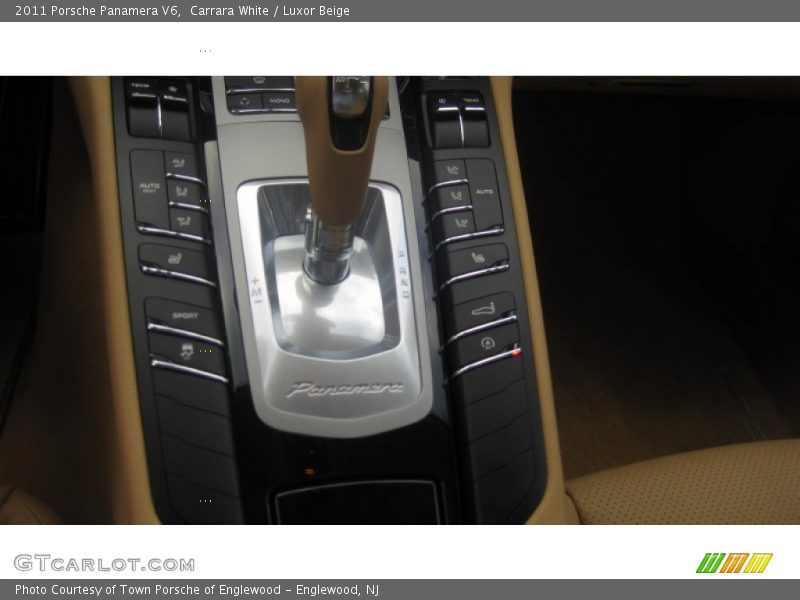 Carrara White / Luxor Beige 2011 Porsche Panamera V6