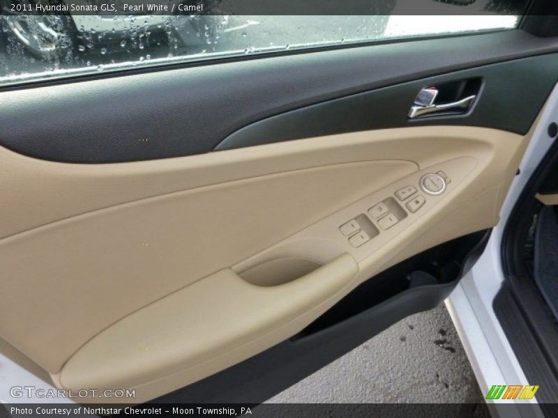 Pearl White / Camel 2011 Hyundai Sonata GLS
